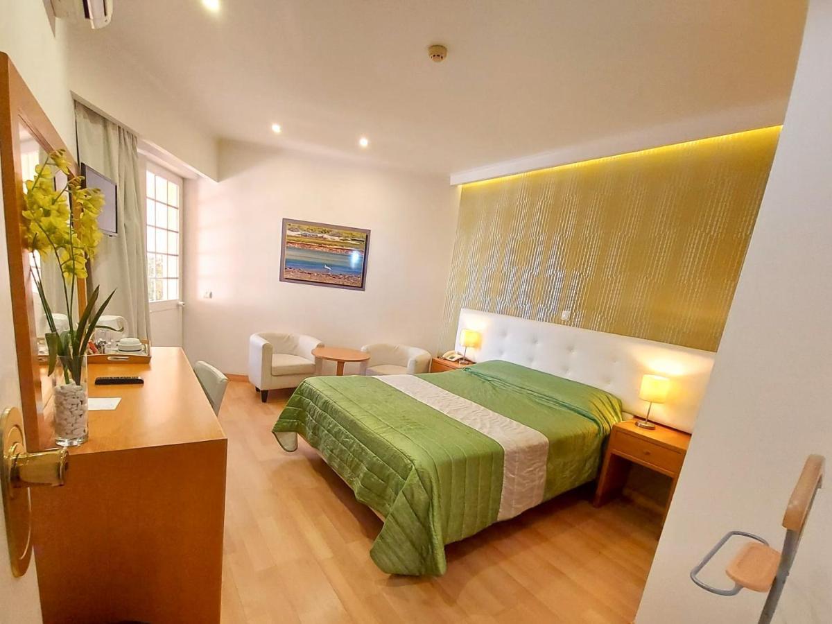 Vila Formosa Al-Estabelecimento De Hospedagem,Quartos-Rooms Monte Gordo Exterior foto