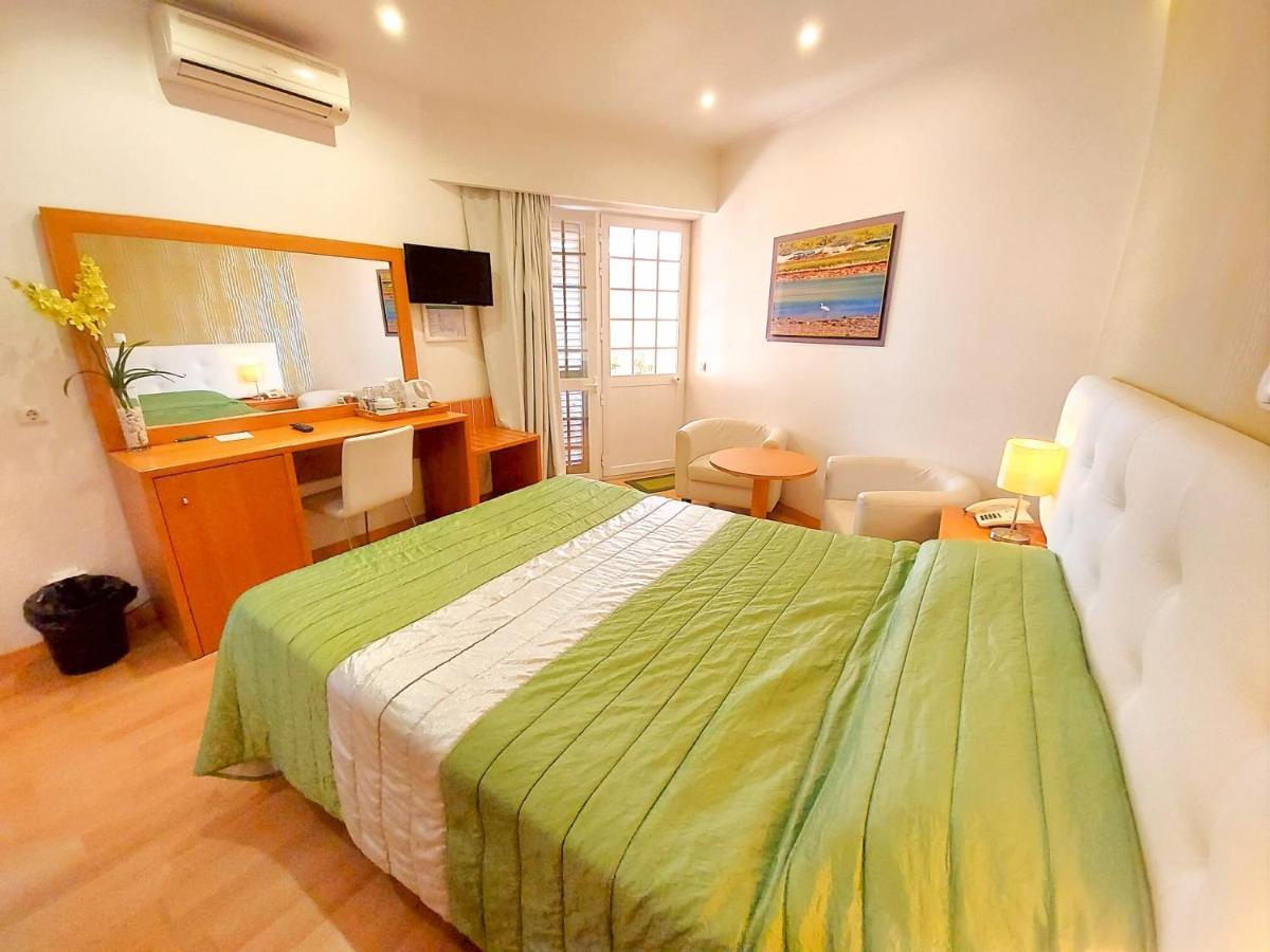 Vila Formosa Al-Estabelecimento De Hospedagem,Quartos-Rooms Monte Gordo Exterior foto