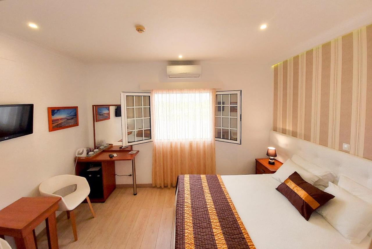 Vila Formosa Al-Estabelecimento De Hospedagem,Quartos-Rooms Monte Gordo Exterior foto