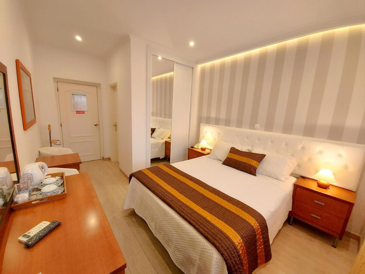 Vila Formosa Al-Estabelecimento De Hospedagem,Quartos-Rooms Monte Gordo Exterior foto