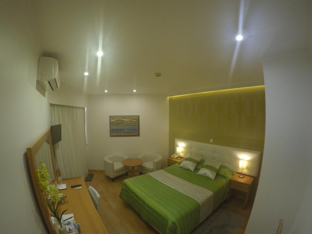 Vila Formosa Al-Estabelecimento De Hospedagem,Quartos-Rooms Monte Gordo Exterior foto